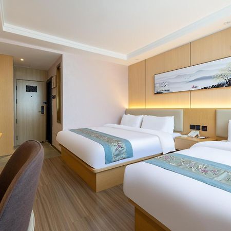 East Sacred Hotel: Tiananmen Square Proximity with Tourism Services Beijing Exterior photo