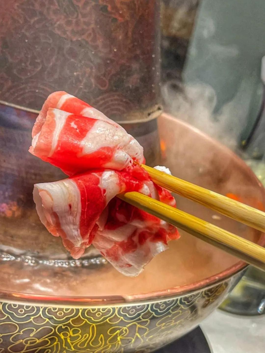 East Sacred Hotel: Tiananmen Square Proximity with Tourism Services Beijing Exterior photo Marinated lamb